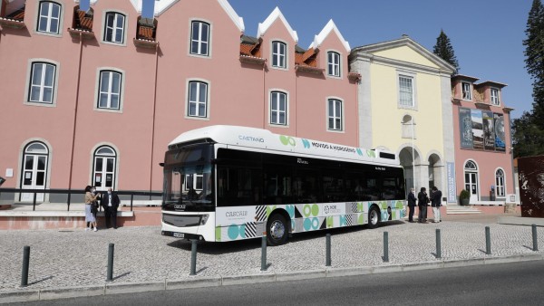 CaetanoBus vinde 